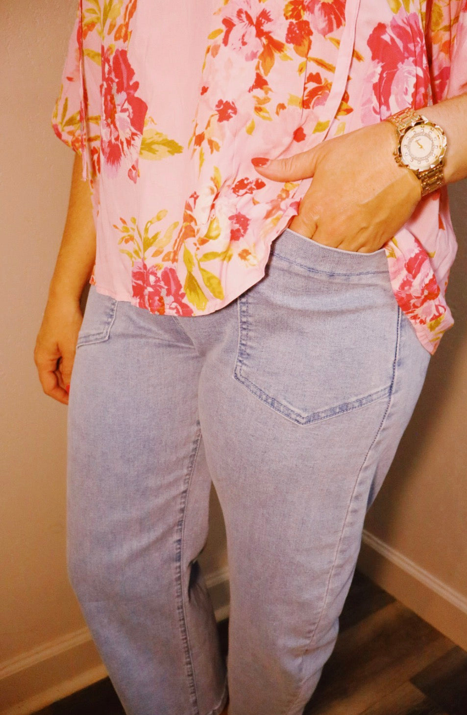 EVERYDAY JEANS